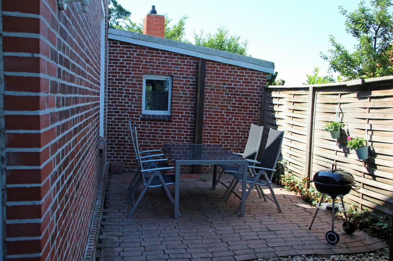 Kapitans Huus Apartment Westoverledingen Exterior photo